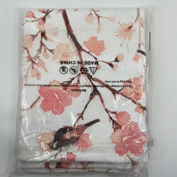 Pink Window Valances: Tree Bird and Flower Printed, 18 Inch Rod Pocket - 1 Panel - Picture 3 of 3